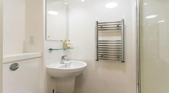 1 bedroom student apartment in Neville, Durham