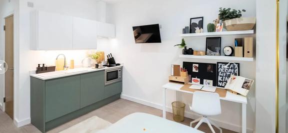 2 bedroom student apartment in Penkhull, Stoke-on-Trent