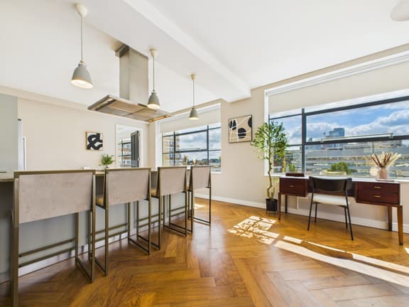 4 bedroom student apartment in Shoreditch, London