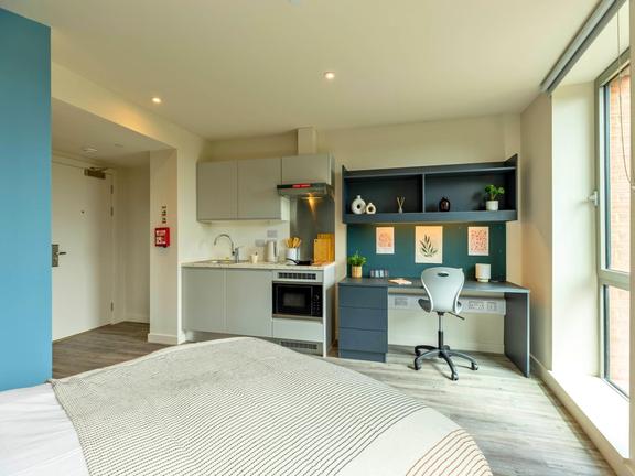1 bedroom student apartment in City Centre, Birmingham