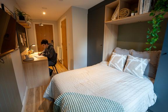 4 bedroom student apartment in Hockley, Nottingham