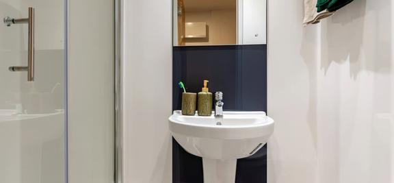 1 bedroom student apartment in Woodhouse, Leeds