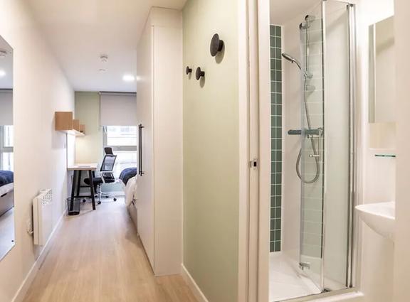 1 bedroom student apartment in Leith, Edinburgh