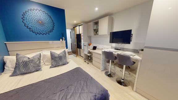 1 bedroom student apartment in City Centre, Reading