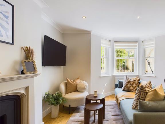 2 bedroom student apartment in Marylebone, London