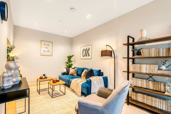 2 bedroom student apartment in Marylebone, London