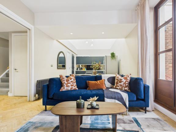 3 bedroom student apartment in Shoreditch, London