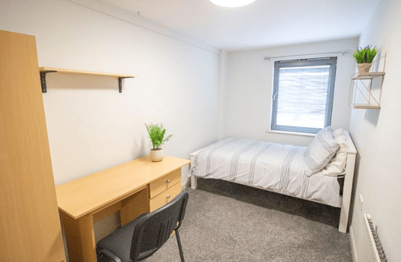 6 bedroom student apartment in City Centre, Nottingham