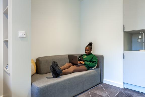 1 bedroom student apartment in City Centre, Birmingham