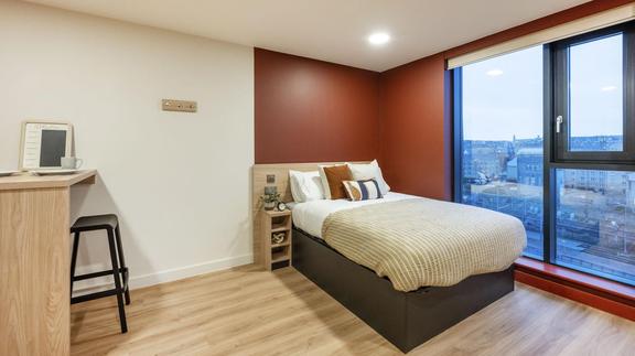 1 bedroom student apartment in Haymarket, Edinburgh