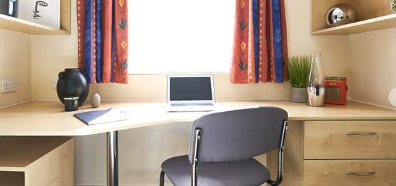 1 bedroom student apartment in Shelton, Stoke-on-Trent