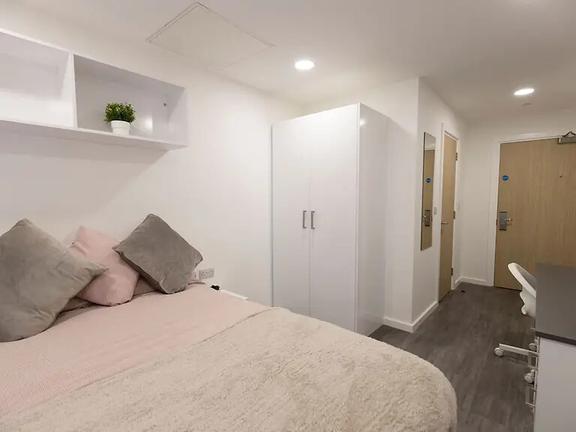 1 bedroom student apartment in City Centre, Winchester