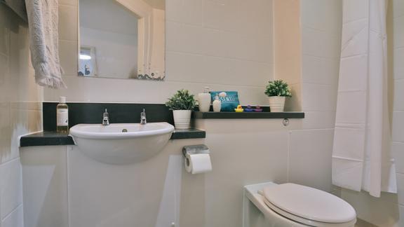 4 bedroom student apartment in Wincheap, Canterbury