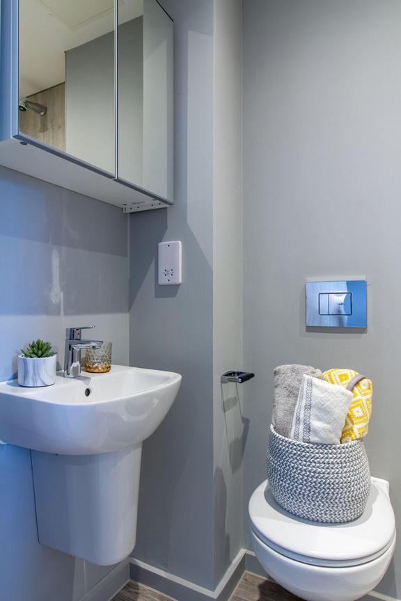 1 bedroom student apartment in City Centre, Exeter