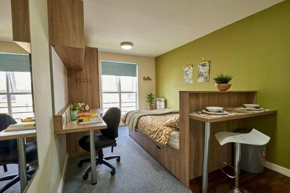 1 bedroom student apartment in Selly Oak, Birmingham