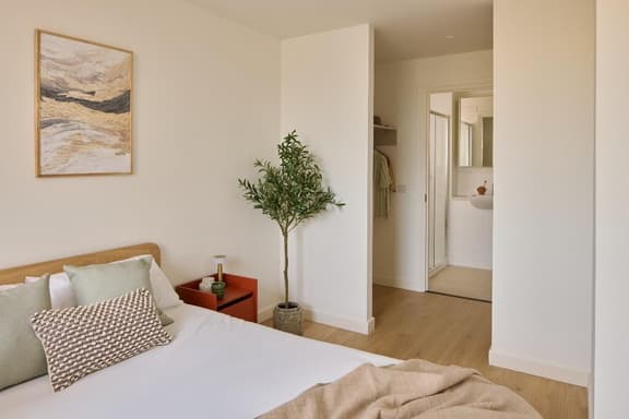 1 bedroom student apartment in Bonnington, Edinburgh