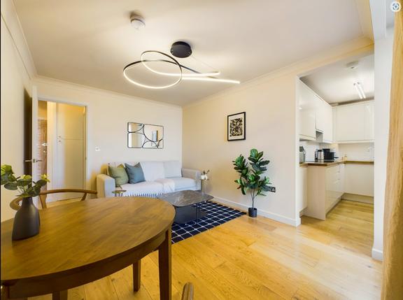 1 bedroom student apartment in Soho, London