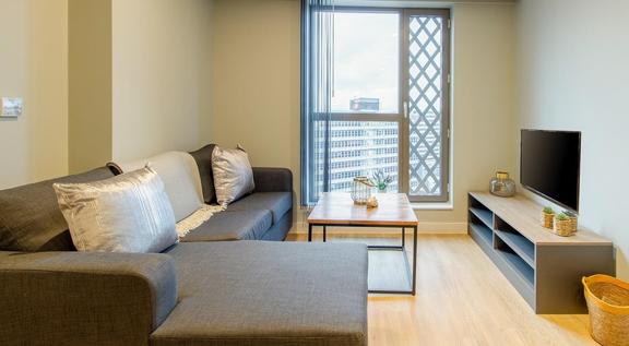 2 bedroom student apartment in City Centre, Leeds