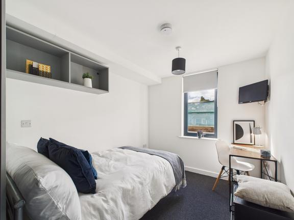 1 bedroom student apartment in City Centre, Bath