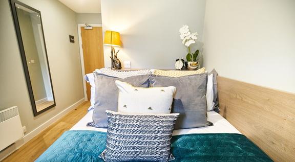 1 bedroom student apartment in City Centre, Leeds