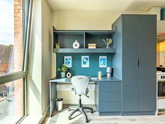 1 bedroom student apartment in City Centre, Birmingham