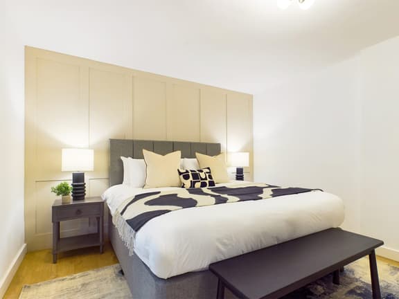 2 bedroom student apartment in Chelsea, London