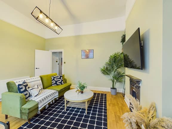 1 bedroom student apartment in Hammersmith & Shepherd's Bush, London
