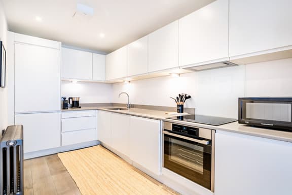 2 bedroom student apartment in Marylebone, London