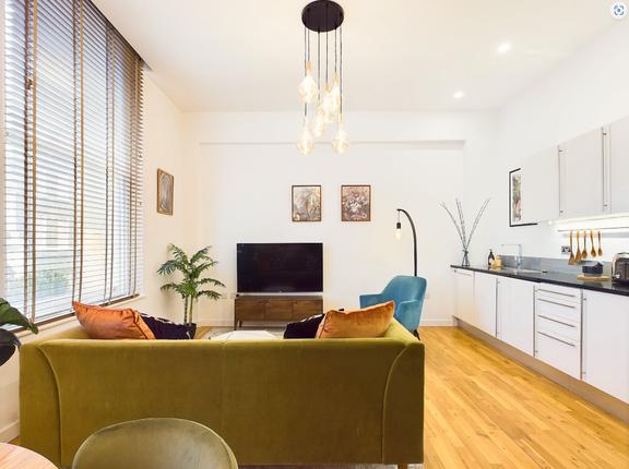 1 bedroom student apartment in Soho, London
