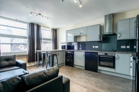 5 bedroom student apartment in City Centre, Nottingham