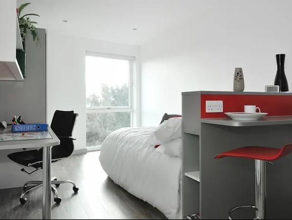 1 bedroom student apartment in Kingston upon Thames, Surrey
