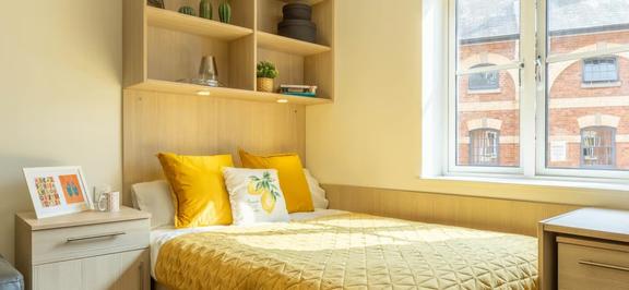 1 bedroom student apartment in City Centre, Exeter