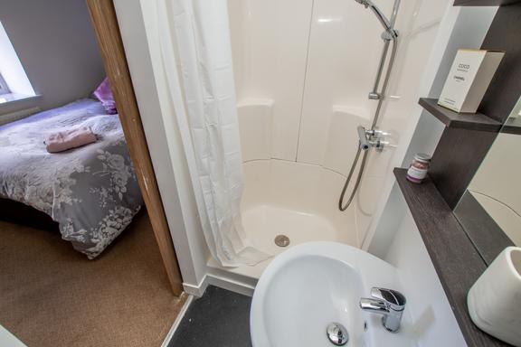 5 bedroom student apartment in Mutley Plain, Plymouth