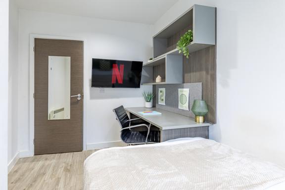 2 bedroom student apartment in City Centre, Bristol