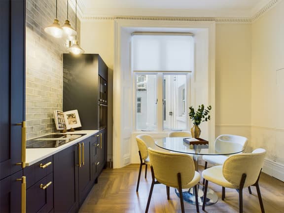 2 bedroom student apartment in Chelsea, London