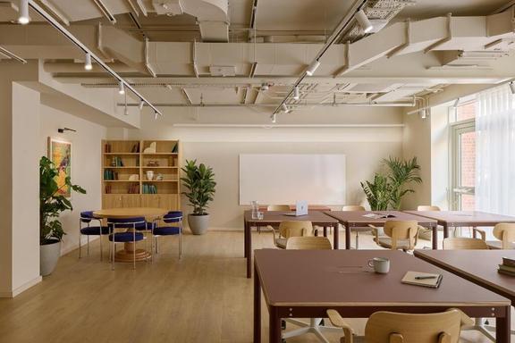 3 bedroom student apartment in Bonnington, Edinburgh