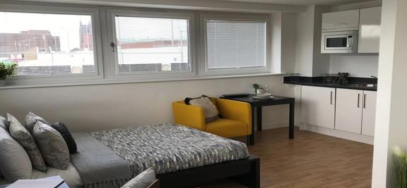 1 bedroom student apartment in Newcastle-under-Lyme, Stoke-on-Trent