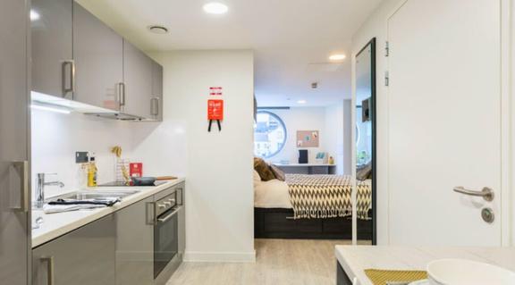 1 bedroom student apartment in Cathays, Cardiff