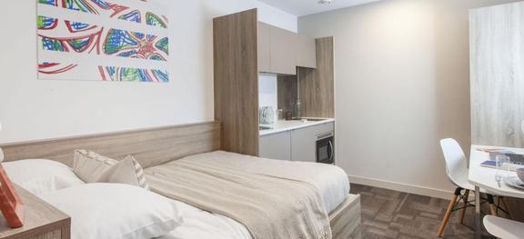 1 bedroom student apartment in City Centre, Reading