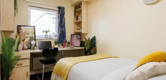 1 bedroom student apartment in City Centre, Nottingham