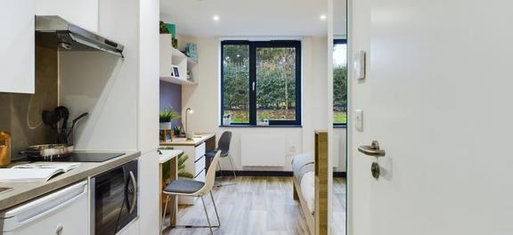 1 bedroom student apartment in Bishopsgate Green, Coventry