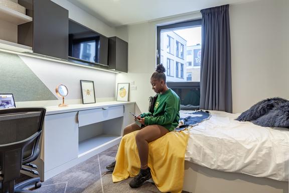 1 bedroom student apartment in City Centre, Birmingham