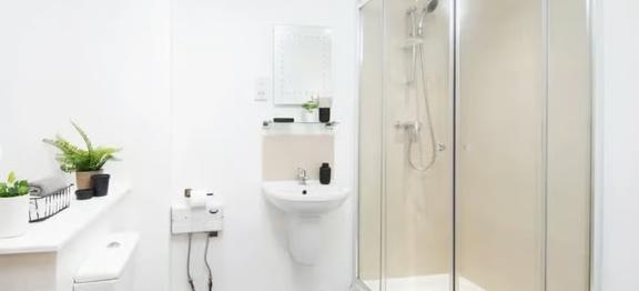 3 bedroom student apartment in Westcotes, Leicester