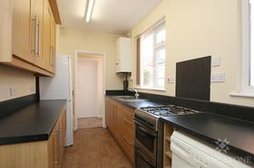 3 bedroom student house in Clarendon Park, Leicester