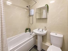 3 bedroom student apartment in City Centre, Sheffield