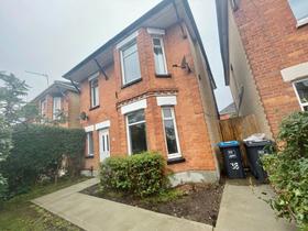 4 bedroom student house in Winton, Bournemouth