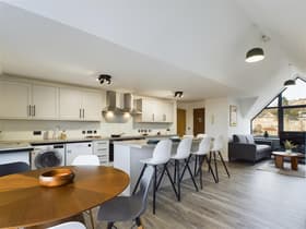 1 bedroom student apartment in Southdown, Bath