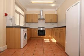 5 bedroom student house in Clarendon Park, Leicester