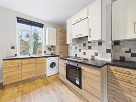 2 bedroom student apartment in Golden Triangle, Loughborough