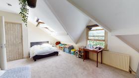 7 bedroom student house in Hyde Park, Leeds